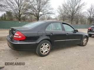 2005 Mercedes-Benz E 320 with VIN WDBUF82J05X178413, listed as a Copart auction lot 51226505 with 82,895 mi miles and Salvage Title. Bid and sale history available at DreamBid. Image 3.