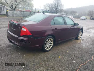 2011 Ford Fusion SEL with VIN 3FAHP0JA1BR256209, listed as a IAAI auction lot 41962125 with 205,737 mi miles. Bid and sale history available at carsss.com. Image 4.