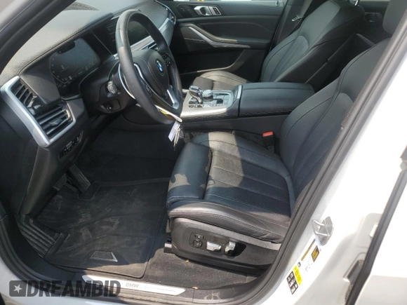 2022 BMW X5 xDrive40i z VIN 5UXCR6C06N9L01276, wystawiony jako Copart lot #58276515 z przebiegiem 28 794 mil mil oraz Szkoda całkowita • Salvage title. Historia ofert i sprzedaży dostępna na DreamBid. Obrazek 7.