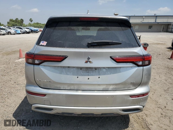 2024 Mitsubishi Outlander SE z VIN JA4J3VA82RZ035364, wystawiony jako Copart lot #51957115 z przebiegiem 18 144 mil mil oraz Szkoda całkowita • Salvage title. Historia ofert i sprzedaży dostępna na DreamBid. Obrazek 6.