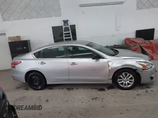 2015 Nissan Altima 2.5 S with VIN 1N4AL3APXFN326902, listed as a IAAI auction lot 41844621 with 229,172 mi miles. Bid and sale history available at carsss.com. Image 13.