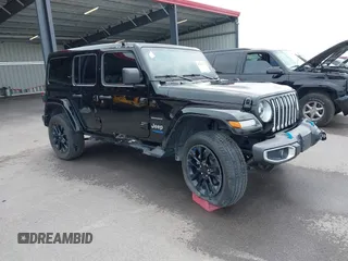 2022 Jeep Wrangler Unlimited Sahara with VIN 1C4JJXP61NW276048, listed as a IAAI auction lot 42263553 with 15,371 mi miles and . Bid and sale history available at DreamBid. Image 1.