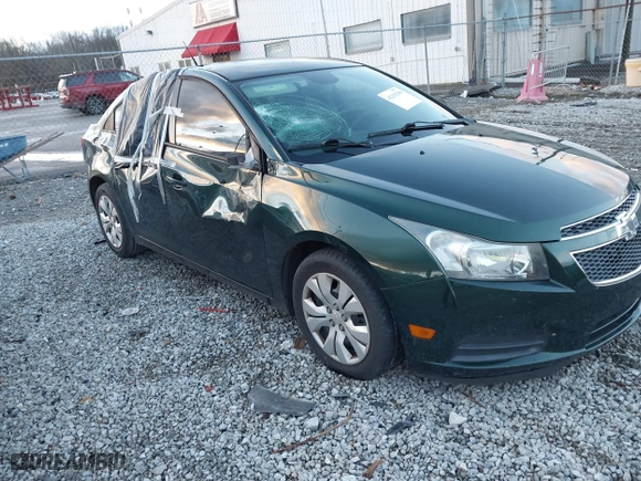 2014 Chevrolet Cruze LS with VIN 1G1PA5SHXE7282148, listed as a IAAI auction lot 41209200 with 150,769 mi miles. Bid and sale history available at carsss.com. Image 1.