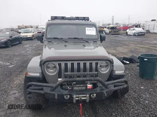 2019 Jeep Wrangler Unlimited Sahara с VIN 1C4HJXEG1KW543811, выставлен на аукционе IAAI как лот 41291234 с пробегом 63 714 миль миль и . История ставок и продаж доступна на DreamBid. Изображение 13.
