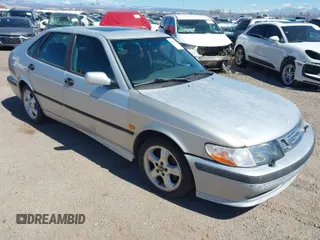 2001 Saab 9-3 z VIN YS3DF55K012001252, wystawiony jako IAAI lot #41852172 z przebiegiem 149 772 mil mil oraz . Historia ofert i sprzedaży dostępna na DreamBid. Obrazek 1.