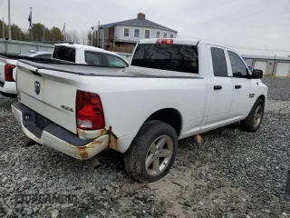 2018 Ram 1500 Express with VIN 1C6RR7FG0JS181513, listed as a Copart auction lot 49878295 with 230,192 mi miles and Clean Title. Bid and sale history available at carsss.com. Image 3.
