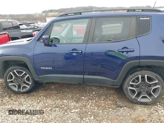 2020 Jeep Renegade Latitude with VIN ZACNJBBB0LPL70356, listed as a IAAI auction lot 41101892 with 1 mi miles. Bid and sale history available at carsss.com. Image 15.