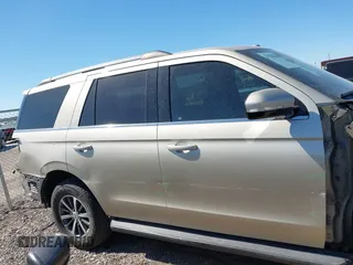2018 Ford Expedition XLT with VIN 1FMJU1HT8JEA36709, listed as a IAAI auction lot 41754675 with 130,992 mi miles and . Bid and sale history available at DreamBid. Image 14.