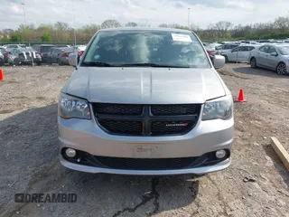 2016 Dodge Grand Caravan SXT with VIN 2C4RDGCG4GR401113, listed as a IAAI auction lot 41943906 with 93,208 mi miles. Bid and sale history available at carsss.com. Image 12.