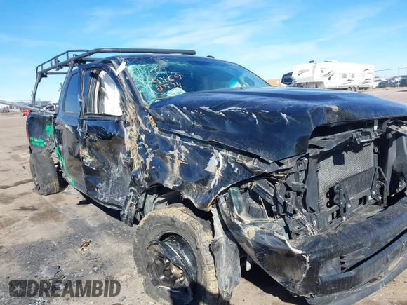 2016 Ram 2500 Tradesman with VIN 3C6UR5HJ2GG362507, listed as a IAAI auction lot 41692734 with 128,452 mi miles and . Bid and sale history available at DreamBid. Image 6.