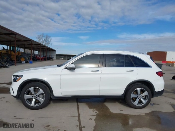 2021 Mercedes-Benz GLC with VIN W1N0G8DB1MF868140, listed as a IAAI auction lot 41425472 with 70,282 mi miles. Bid and sale history available at carsss.com. Image 15.