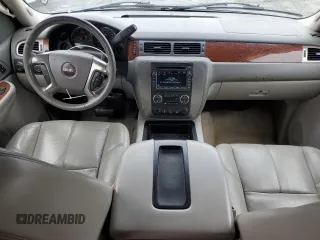 2007 GMC Yukon SLE with VIN 1GKFK13017J106357, listed as a Copart auction lot 84401114 with 279,899 mi miles and Salvage Title. Bid and sale history available at carsss.com. Image 8.