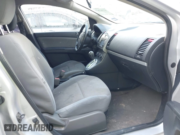 2012 Nissan Sentra SR z VIN 3N1AB6AP9CL619798, wystawiony jako IAAI lot #42382829 z przebiegiem 228 667 mil mil oraz . Historia ofert i sprzedaży dostępna na DreamBid. Obrazek 5.