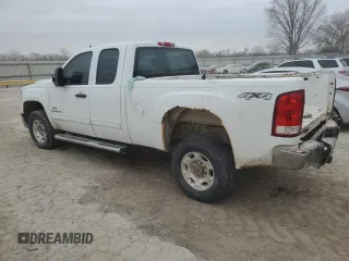 2009 GMC Sierra 2500HD SLE z VIN 1GTHK59689E147149, wystawiony jako Copart lot #85254584 z przebiegiem 343 228 mil mil oraz Szkoda całkowita • Salvage title. Historia ofert i sprzedaży dostępna na DreamBid. Obrazek 2.