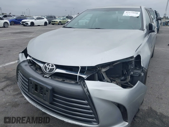 2015 Toyota Camry XLE z VIN 4T1BF1FK6FU953511, wystawiony jako IAAI lot #42377050 z przebiegiem 160 781 mil mil oraz . Historia ofert i sprzedaży dostępna na DreamBid. Obrazek 6.