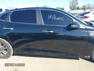 2020 Kia Optima LX z VIN 5XXGT4L30LG397179, wystawiony jako IAAI lot #41687616 z przebiegiem 69 253 mil mil oraz . Historia ofert i sprzedaży dostępna na DreamBid. Obrazek 12.