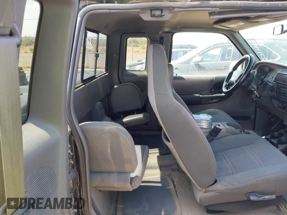 2002 Ford Ranger XL Fleet with VIN 1FTZR45E32PB29840, listed as a IAAI auction lot 42711994 with 117,534 mi miles and . Bid and sale history available at DreamBid. Image 8.