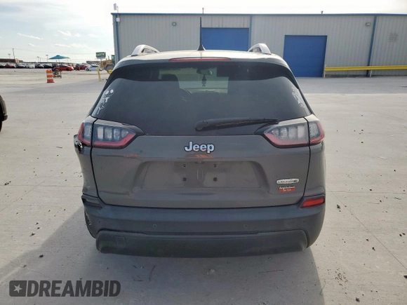 2019 Jeep Cherokee Latitude Plus с VIN 1C4PJLLB6KD439466, выставлен на аукционе Copart как лот 63018355 с пробегом 72 007 миль миль и Списание • Salvage title. История ставок и продаж доступна на DreamBid. Изображение 7.