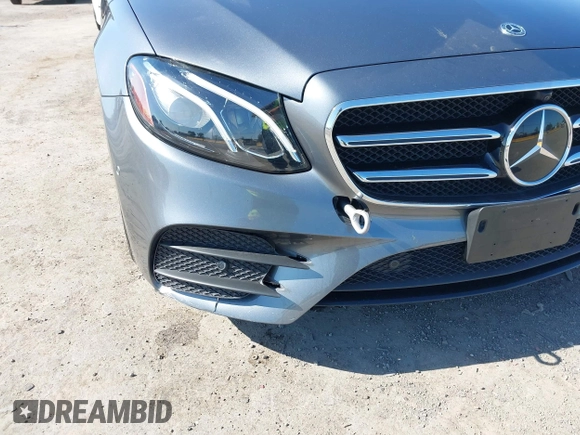 2020 Mercedes-Benz E 350 with VIN WDDZF8DB6LA753035, listed as a IAAI auction lot 42195100 with 18,783 mi miles and . Bid and sale history available at DreamBid. Image 6.