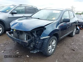 2015 Nissan Rogue S with VIN JN8AS5MV9FW761363, listed as a IAAI auction lot 42146013 with 171,363 mi miles and . Bid and sale history available at DreamBid. Image 18.