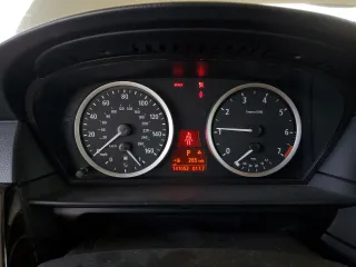 2005 BMW 5 Series 530i with VIN WBANA73535CR59463, listed as a Copart auction lot 67878994 with 147,052 mi miles and Salvage Title. Bid and sale history available at DreamBid. Image 9.