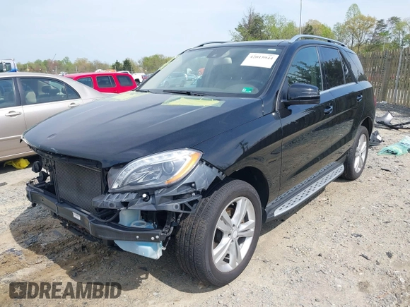 2013 Mercedes-Benz M 350 with VIN 4JGDA5HB8DA206132, listed as a IAAI auction lot 42015944 with 51,892 mi miles and . Bid and sale history available at carsss.com. Image 18.