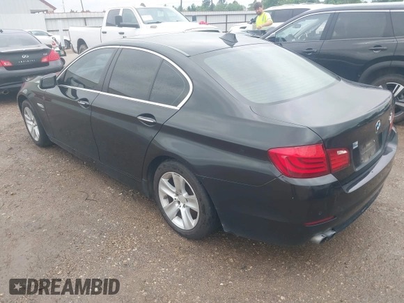 2012 BMW 5 Series 528i xDrive with VIN WBAXH5C56CDW04061, listed as a IAAI auction lot 42208237 with 382,835 mi miles and . Bid and sale history available at DreamBid. Image 3.