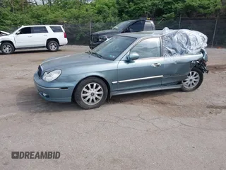 2004 Hyundai Sonata GLS with VIN KMHWF35H84A088123, listed as a IAAI auction lot 42128900 with 135,466 mi miles. Bid and sale history available at carsss.com. Image 2.