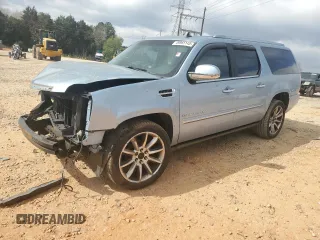 2011 Cadillac Escalade ESV Premium z VIN 1GYS4JEF6BR304314, wystawiony jako Copart lot #49965145 z przebiegiem 168 024 mil mil oraz Szkoda całkowita • Salvage title. Historia ofert i sprzedaży dostępna na DreamBid. Obrazek 1.