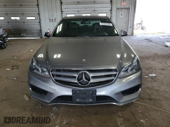 2014 Mercedes-Benz E 350 Luxury with VIN WDDHF8JB5EB059479, listed as a Copart auction lot 61972935 with 262,964 mi miles and Clean title. Bid and sale history available at DreamBid. Image 5.