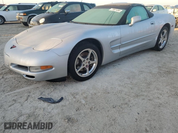 2002 Chevrolet Corvette with VIN 1G1YY32G925126640, listed as a Copart auction lot 77801494 with 0 mi miles and Salvage Title. Bid and sale history available at carsss.com. Image 1.