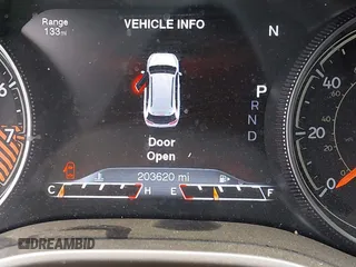 2015 Jeep Cherokee Limited with VIN 1C4PJMDS3FW576332, listed as a IAAI auction lot 41618035 with 203,620 mi miles. Bid and sale history available at carsss.com. Image 16.