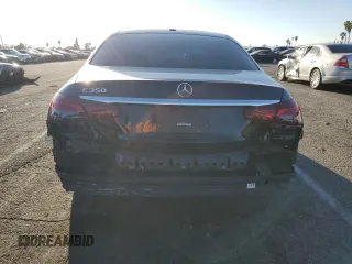 2022 Mercedes-Benz E 350 z VIN W1KZF8DB0NB085097, wystawiony jako Copart lot #46523145 z przebiegiem 65 247 mil mil oraz Szkoda całkowita • Salvage title. Historia ofert i sprzedaży dostępna na DreamBid. Obrazek 6.