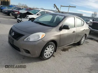 2013 Nissan Versa S Plus z VIN 3N1CN7AP3DL893604, wystawiony jako Copart lot #47847035 z przebiegiem 99 729 mil mil oraz Szkoda całkowita • Salvage title. Historia ofert i sprzedaży dostępna na DreamBid. Obrazek 1.