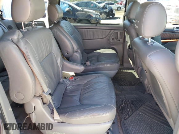 2008 Toyota Sienna XLE with VIN 5TDZK22C58S186566, listed as a Copart auction lot 46898215 with 231,224 mi miles and Salvage Title. Bid and sale history available at carsss.com. Image 12.