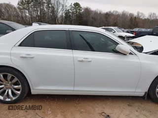 2017 Chrysler 300 Limited with VIN 2C3CCAAG3HH584508, listed as a IAAI auction lot 41727969 with 83,229 mi miles. Bid and sale history available at carsss.com. Image 13.