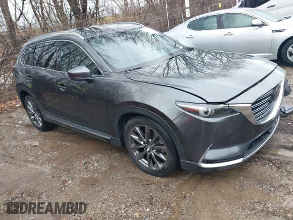 2020 Mazda CX-9 Signature with VIN JM3TCBEY4L0422752, listed as a IAAI auction lot 41207874 with 32,528 mi miles and . Bid and sale history available at carsss.com. Image 1.
