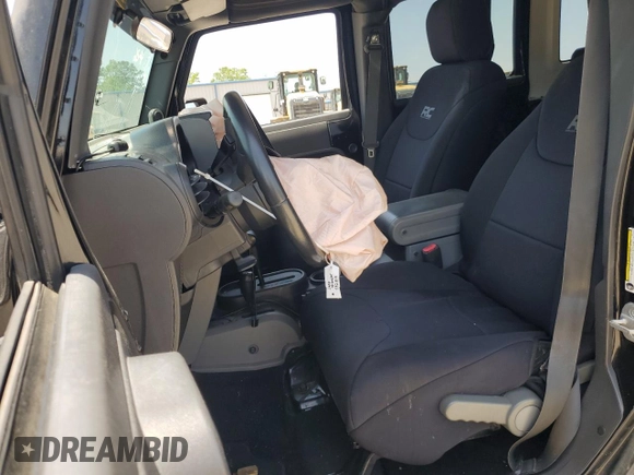 2008 Jeep Wrangler Unlimited X z VIN 1J4GA391X8L532319, wystawiony jako Copart lot #57292495 z przebiegiem Nie podano mil oraz Szkoda całkowita • Salvage title. Historia ofert i sprzedaży dostępna na DreamBid. Obrazek 7.