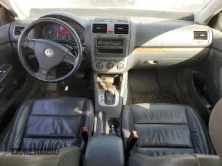 2005 Volkswagen Jetta 2.5L with VIN 3VWDF71K55M637198, listed as a Copart auction lot 47421405 with 254,883 mi miles and Salvage title. Bid and sale history available at DreamBid. Image 8.