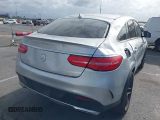 2016 Mercedes-Benz GLE 450 AMG z VIN 4JGED6EB2GA042225, wystawiony jako IAAI lot #42062976 z przebiegiem 101 641 mil mil oraz . Historia ofert i sprzedaży dostępna na DreamBid. Obrazek 4.