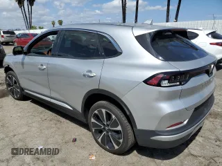 2024 VinFast VF 8 Plus z VIN RLLV1AFA3RH008297, wystawiony jako Copart lot #50979855 z przebiegiem 931 mil mil oraz Szkoda całkowita • Salvage title. Historia ofert i sprzedaży dostępna na DreamBid. Obrazek 2.