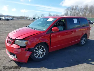 2013 Dodge Grand Caravan R/T with VIN 2C4RDGEG9DR562131, listed as a IAAI auction lot 41869289 with 201,759 mi miles. Bid and sale history available at carsss.com. Image 2.