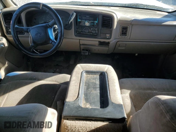 2001 Chevrolet Silverado 1500 LS with VIN 1GCEC19V11E232175, listed as a Copart auction lot 79202904 with 309,623 mi miles and Salvage Title. Bid and sale history available at DreamBid. Image 8.