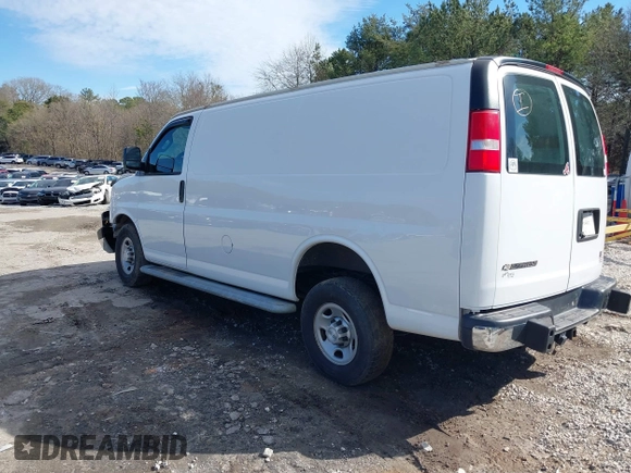 2018 Chevrolet Express Cargo Van with VIN 1GCWGAFG6J1906956, listed as a IAAI auction lot 41391624 with 87,038 mi miles. Bid and sale history available at carsss.com. Image 3.