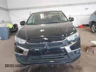 2016 Mitsubishi Outlander ES z VIN JA4AR3AW2GZ049151, wystawiony jako IAAI lot #42465053 z przebiegiem 102 600 mil mil oraz . Historia ofert i sprzedaży dostępna na DreamBid. Obrazek 12.