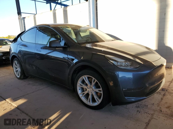 2021 Tesla Model Y Long Range with VIN 5YJYGDEEXMF151557, listed as a Copart auction lot 54936885 with 106,411 mi miles and Salvage Title. Bid and sale history available at DreamBid. Image 4.