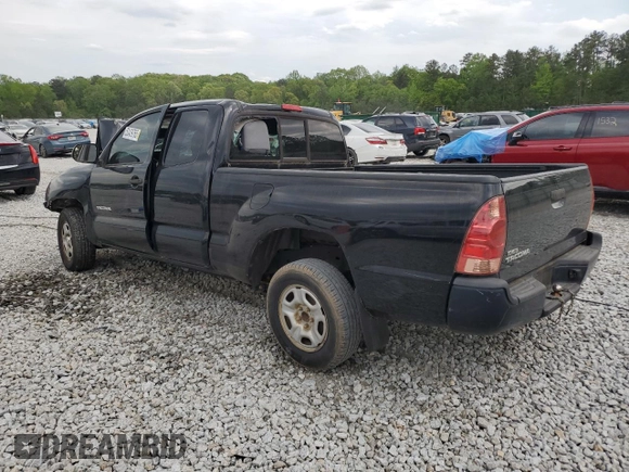 2015 Toyota Tacoma with VIN 5TFTX4CN2FX059963, listed as a Copart auction lot 52439765 with 292,720 mi miles and Salvage title. Bid and sale history available at DreamBid. Image 2.