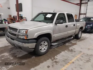 2005 Chevrolet Silverado 1500 LT with VIN 2GCEK13T951132388, listed as a IAAI auction lot 42069557 with 266,284 mi miles and . Bid and sale history available at DreamBid. Image 17.