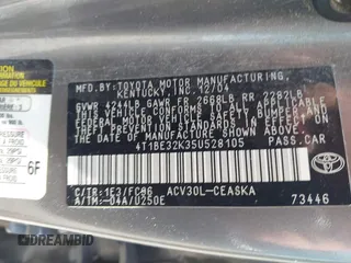 2005 Toyota Camry STD z VIN 4T1BE32K35U528105, wystawiony jako IAAI lot #42395590 z przebiegiem 167 251 mil mil oraz . Historia ofert i sprzedaży dostępna na DreamBid. Obrazek 9.