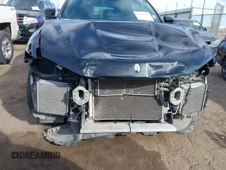 2022 Maserati Levante GT z VIN ZN661XUAXNX400339, wystawiony jako IAAI lot #41515920 z przebiegiem 48 360 mil mil oraz . Historia ofert i sprzedaży dostępna na DreamBid. Obrazek 6.